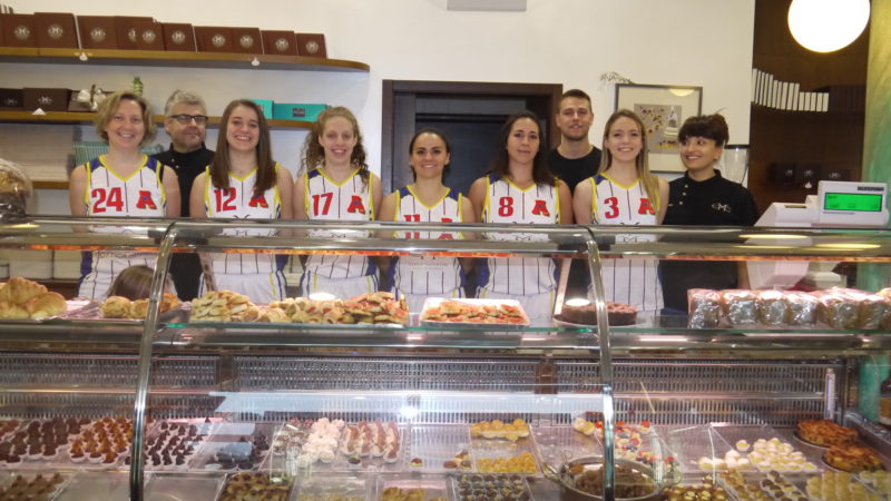 Delegazione promo femminile da Dolci Intuizioni Vacchieri