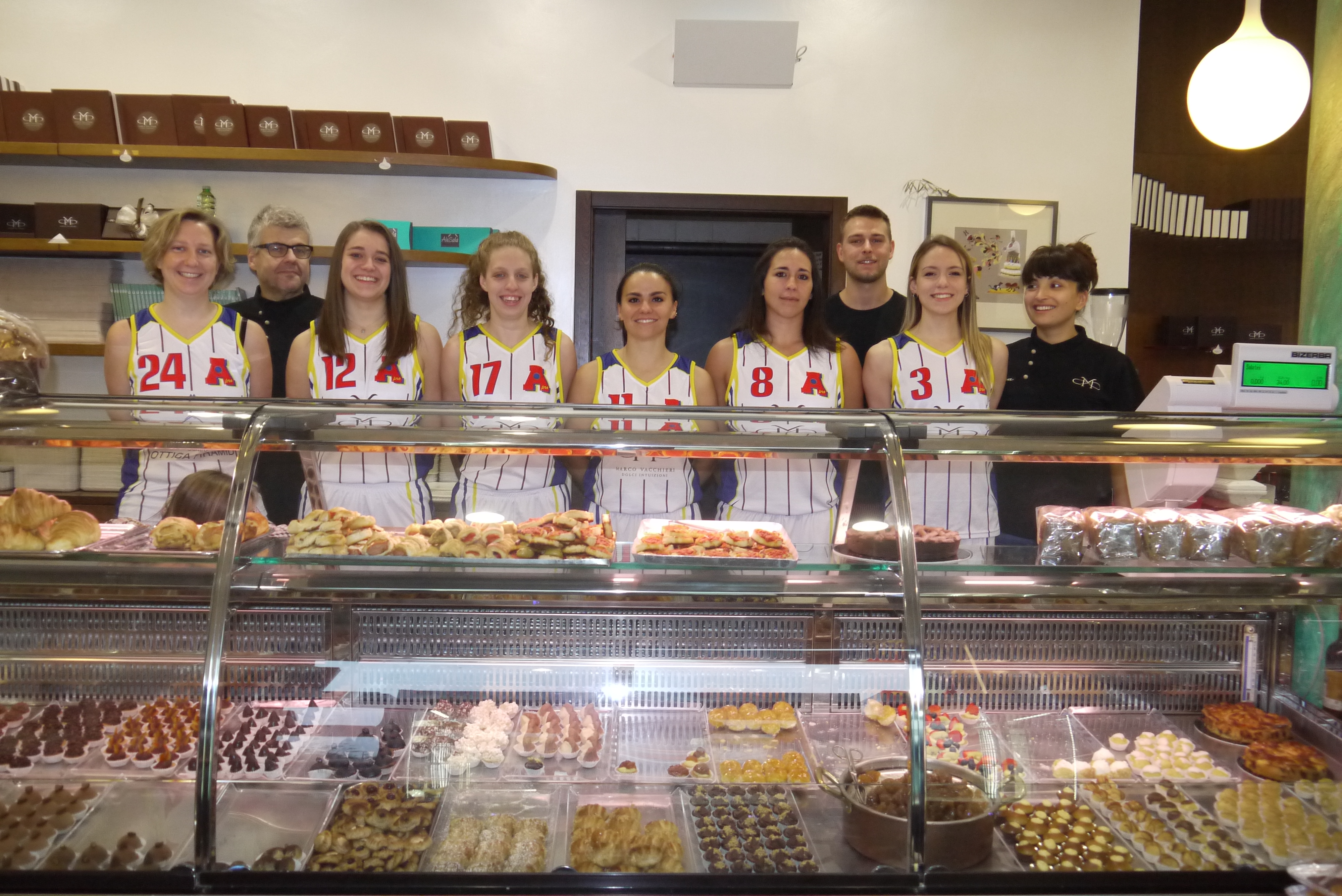 Delegazione promo femminile da Dolci Intuizioni Vacchieri